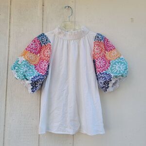 THML embroidered puffy sleeve blouse top Wht multi colored Wmns sz small
